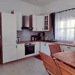 Mala Kaštela