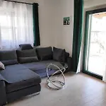 Mala * Kaštela