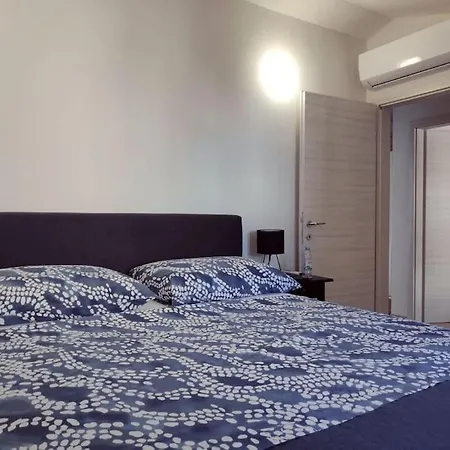 Mala Holiday home Kastela