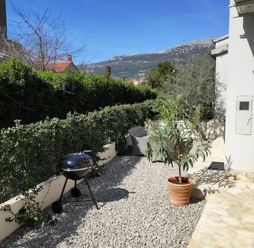 Mala * Kaštela